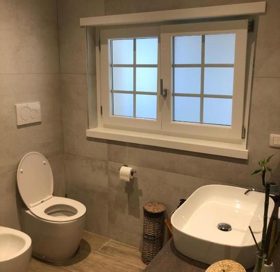 פנסיון Laura E Christian   Rooms