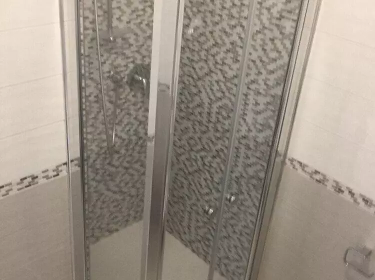 پانسیون Le Divine Di Via Olivieri   Reception Via Xxv Aprile 5