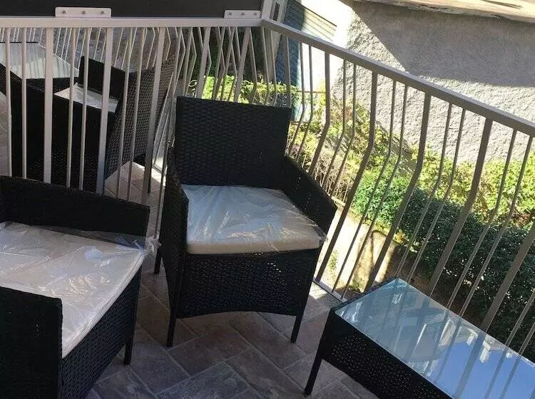 پانسیون Le Divine Di Via Olivieri   Reception Via Xxv Aprile 5