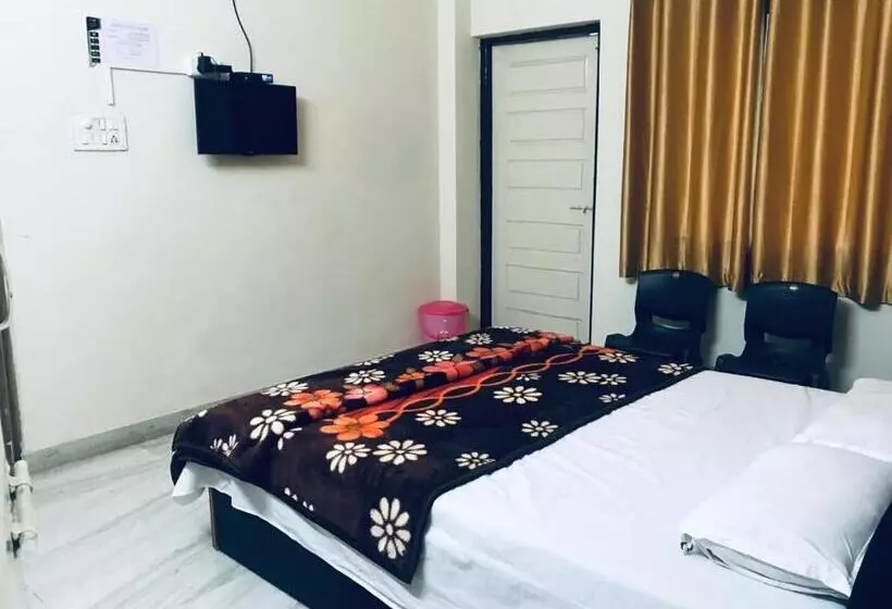 ペンション Mango Guest House