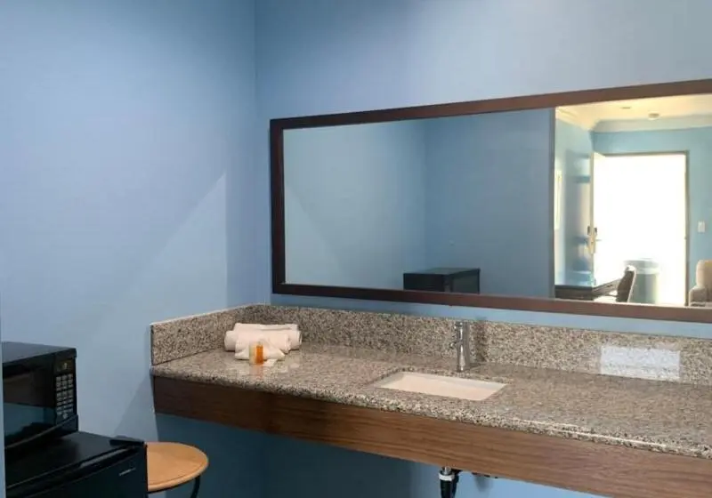 Redondo Beach Motel  Lax