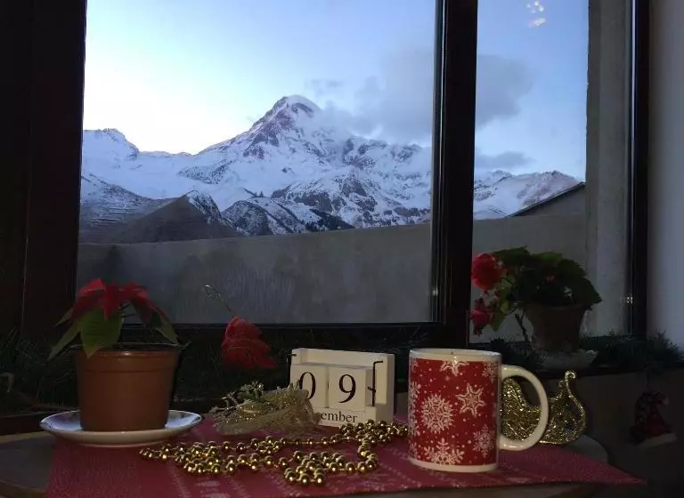 هاستل Nikolo Inn