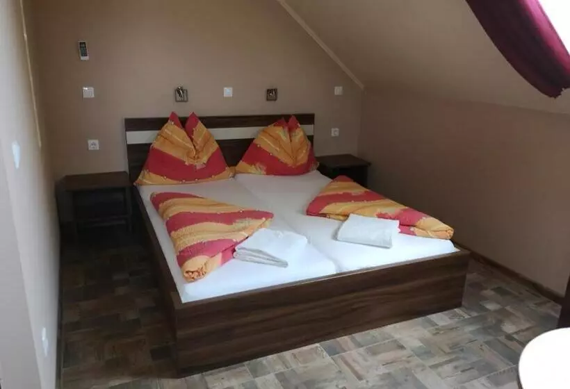 تختخواب و صبحانه Borostyán Panzió Balatonfüred