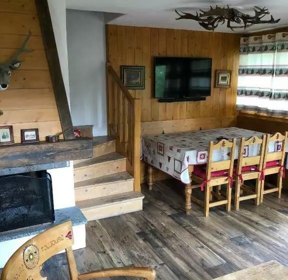 Chalets De Julie