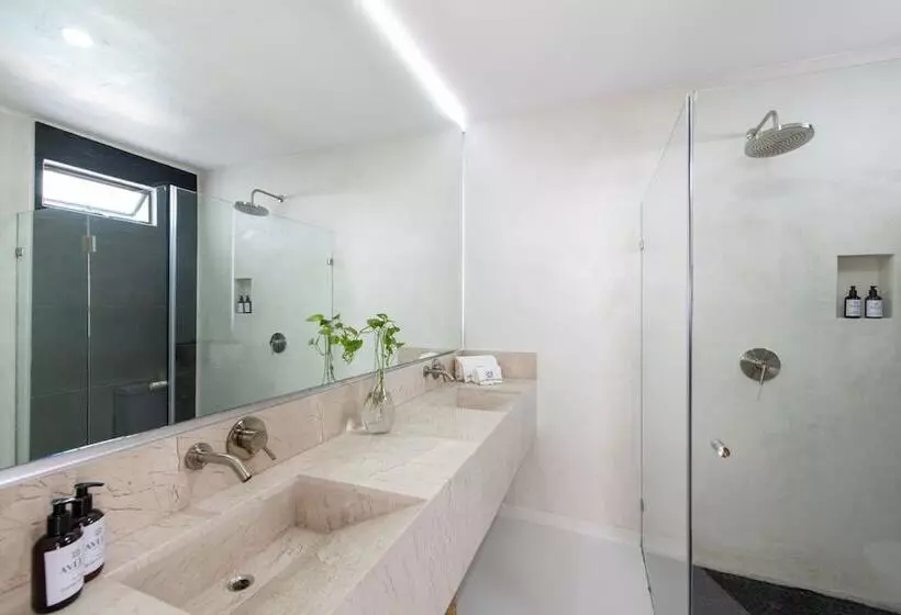 Hotelli Avela Boutique