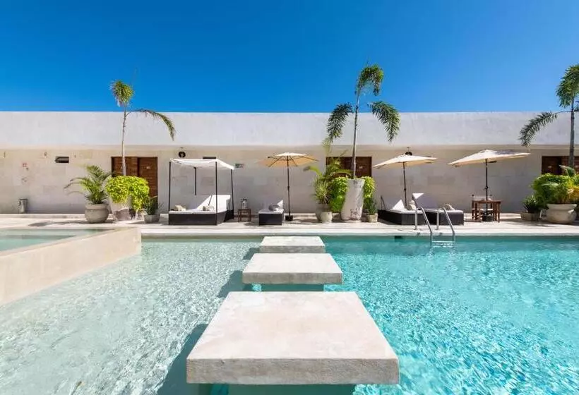 Hotelli Avela Boutique