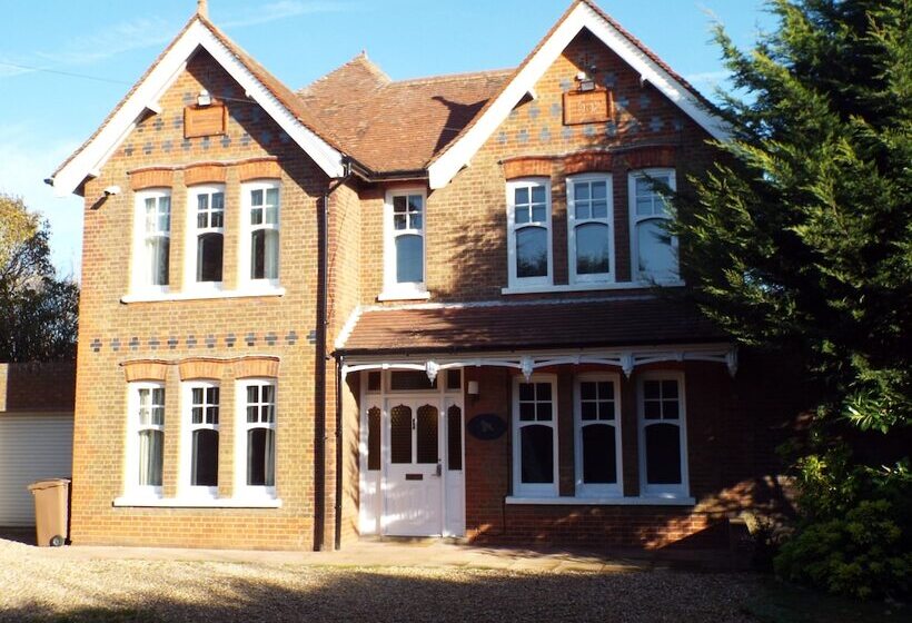 Отель Brookside Lodge