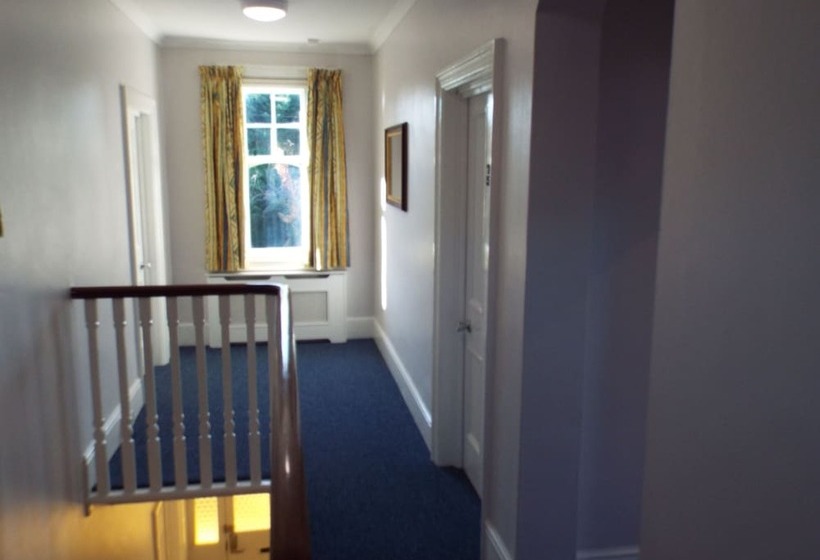 Отель Brookside Lodge