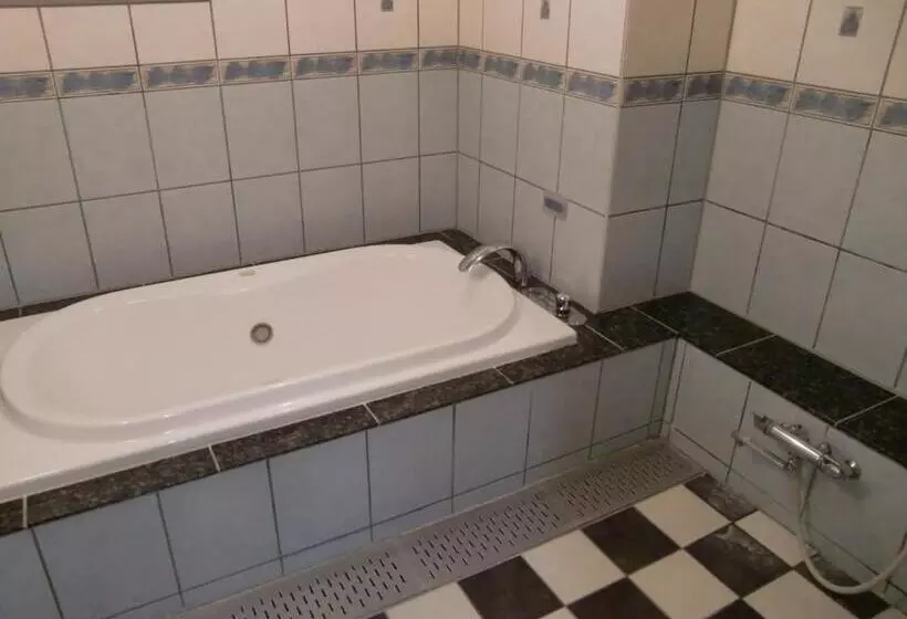 Hotelli Golf Ii Atsugi