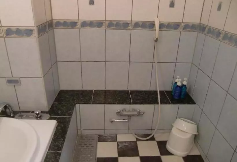 Hotelli Golf Ii Atsugi