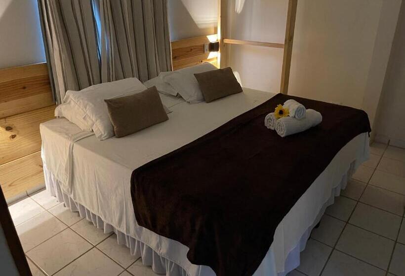 پانسیون Pousada Aratu