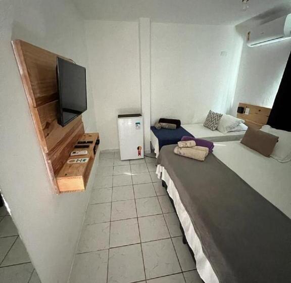 پانسیون Pousada Aratu