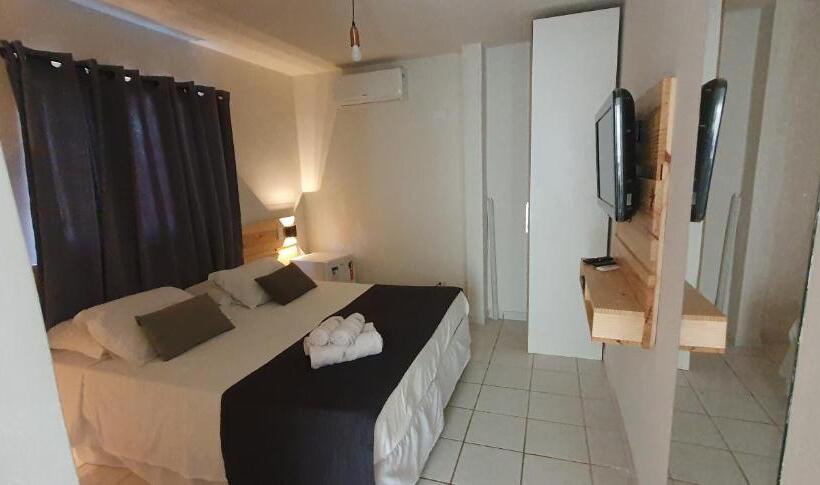 پانسیون Pousada Aratu