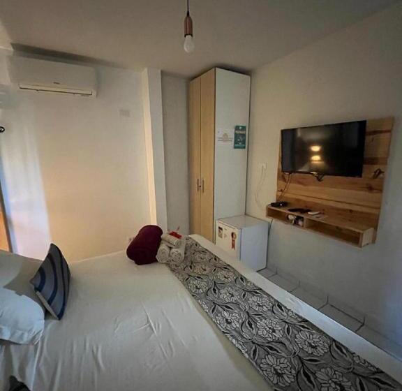 پانسیون Pousada Aratu