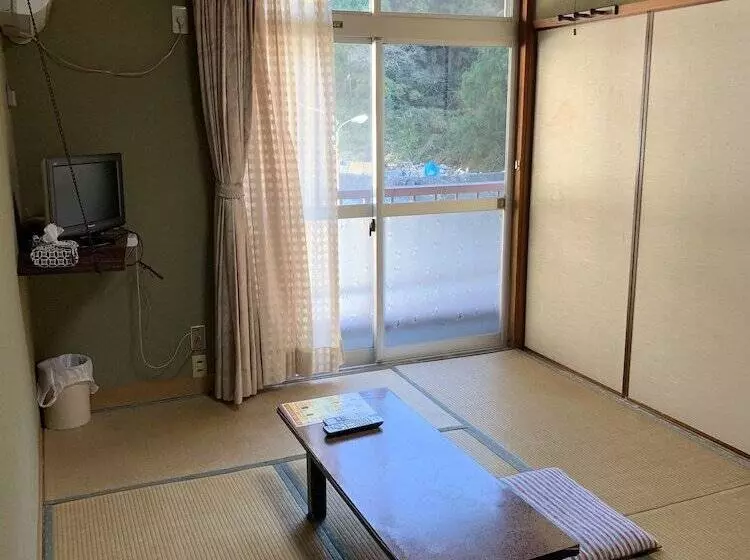 旅館 Minshuku Sumiya
