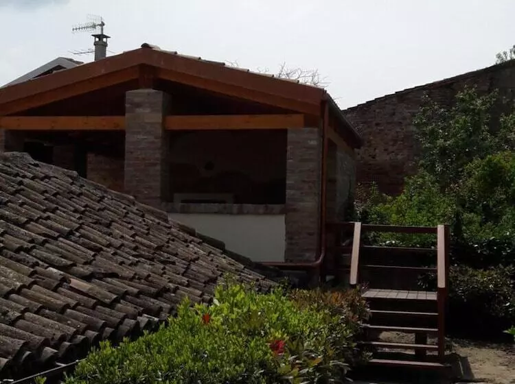 Hotelli Albergo Diffuso Belvedere