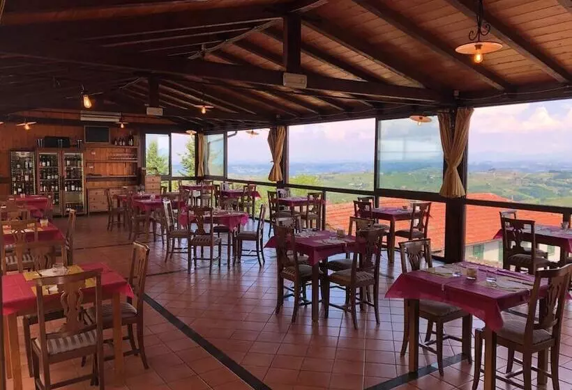 Hotelli Albergo Diffuso Belvedere