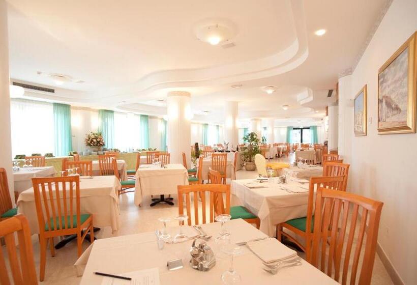 Oasiclub Hotel   Appartamenti