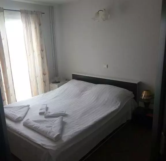 ペンション Casa Anemyra