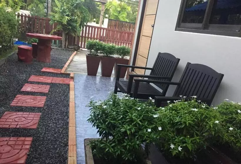 Majatalo Chill Land House