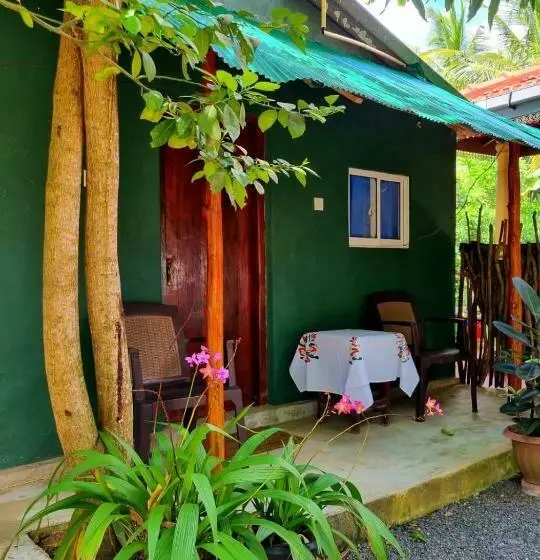 پانسیون Helena Holiday Cottage