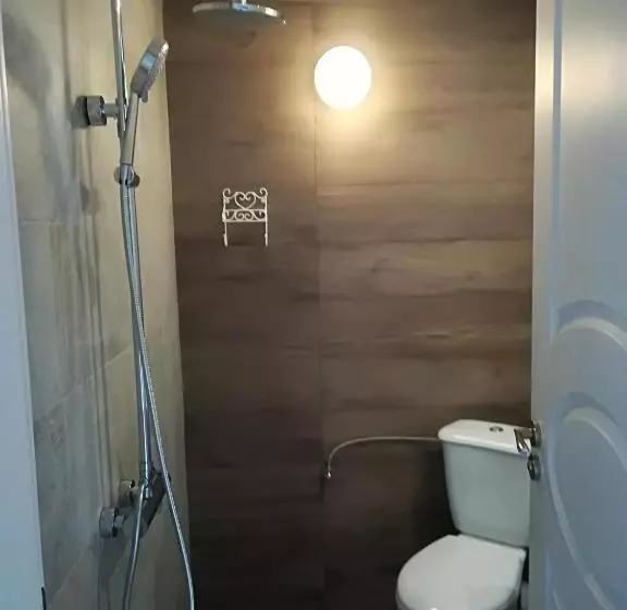 ペンション Manoleva House