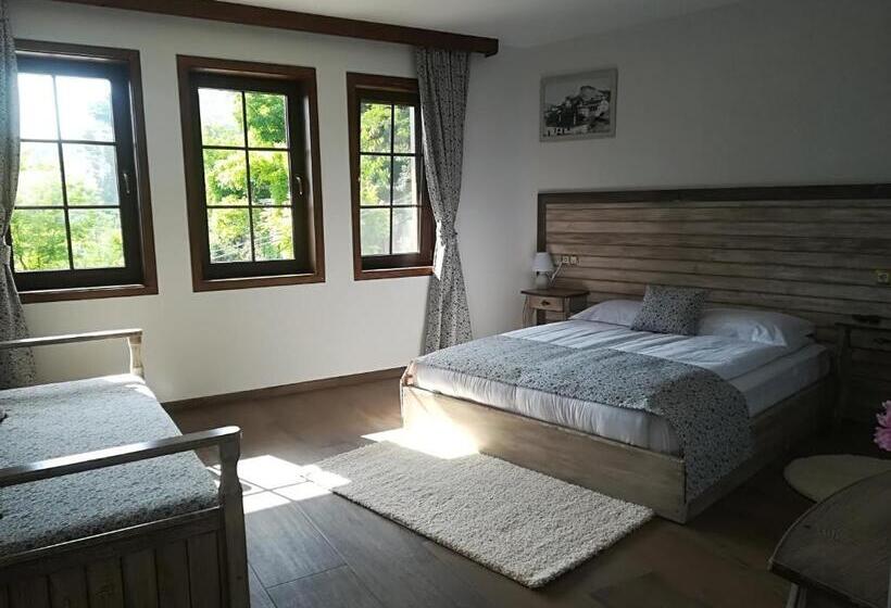 펜션 Manoleva House