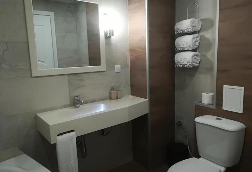 펜션 Manoleva House