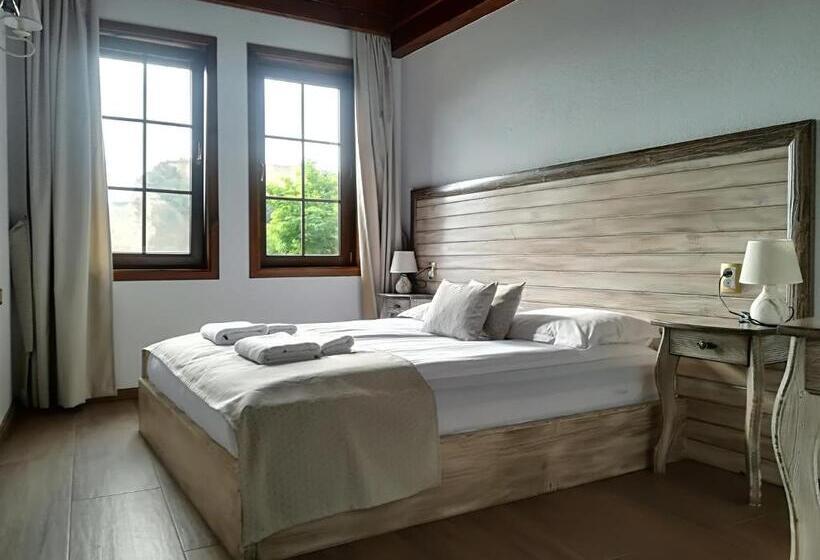 펜션 Manoleva House