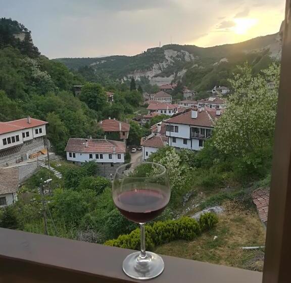 펜션 Manoleva House