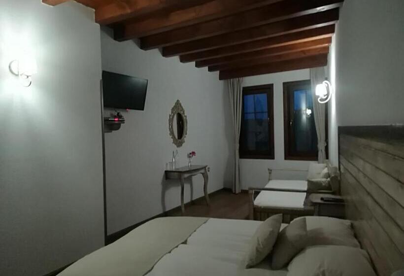 펜션 Manoleva House