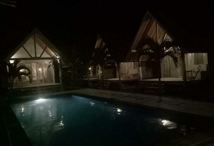 بنسيون Tiki Bar And More