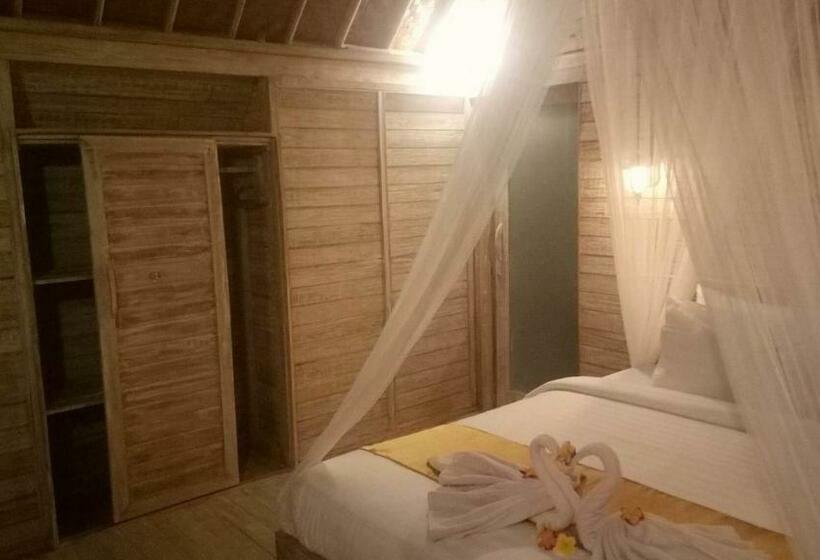 بنسيون Tiki Bar And More