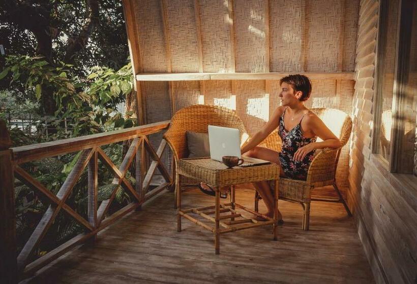 리조트 Flowers & Fire Yoga Garden