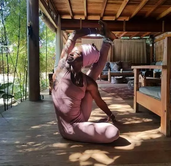 リゾートホテル Flowers & Fire Yoga Garden