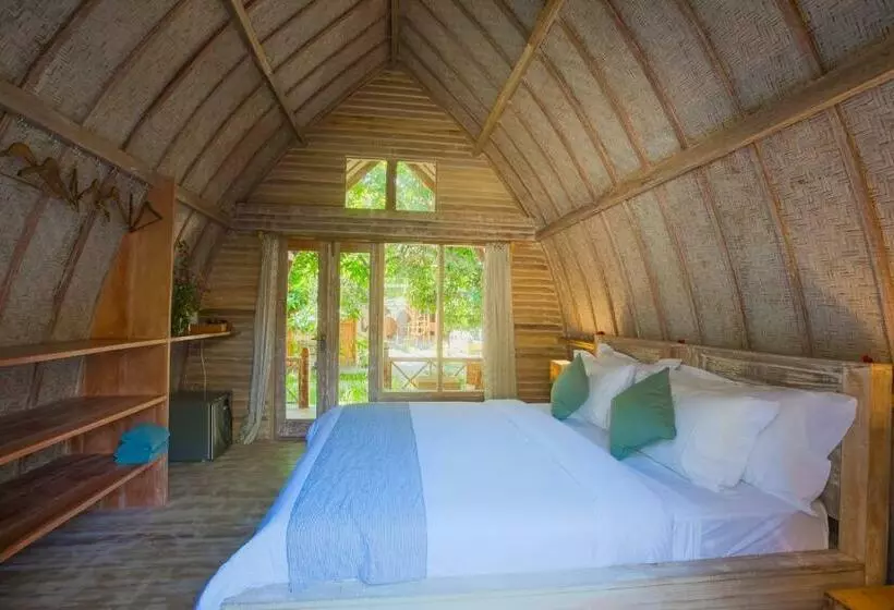 リゾートホテル Flowers & Fire Yoga Garden