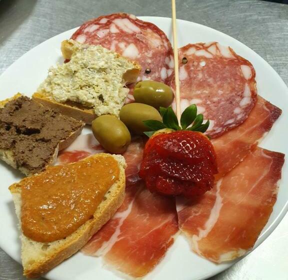 בית מלון כפרי Agriturismo Fusini