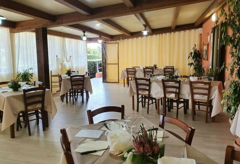 בית מלון כפרי Agriturismo Fusini