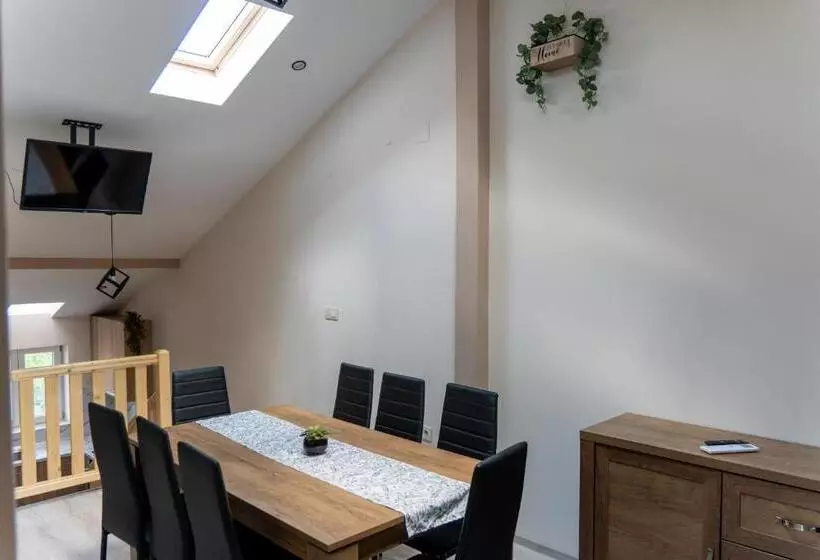 ペンション Bubolina House