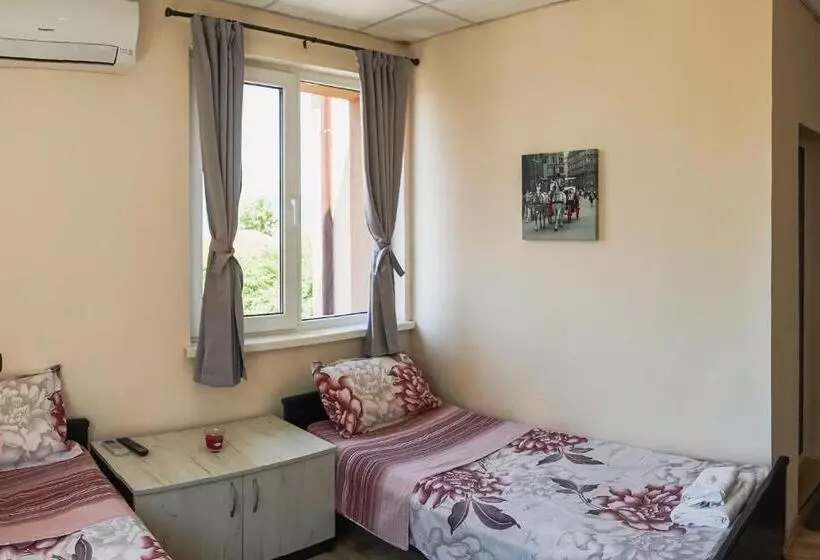 ペンション Bubolina House