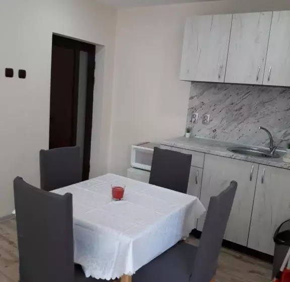 ペンション Bubolina House