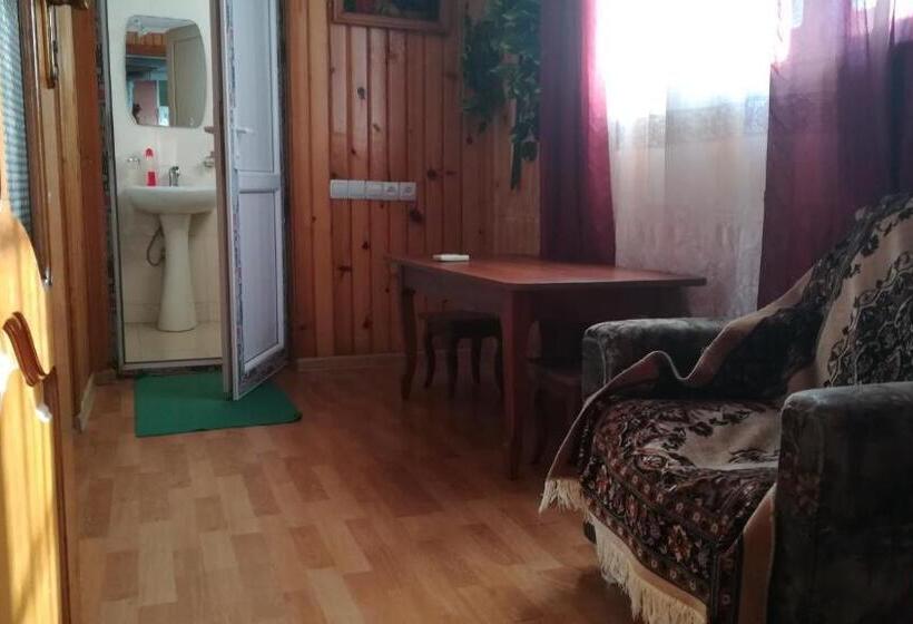 پانسیون Guest House Nadejda