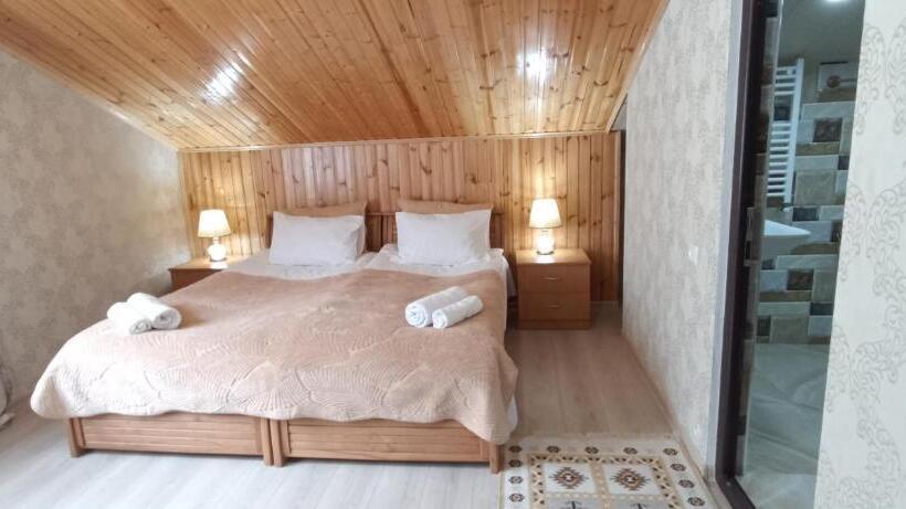 پانسیون Guest House Tamta