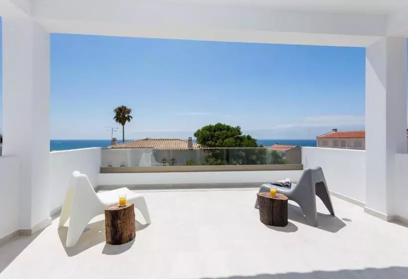 Pensão Guesthouse Our House