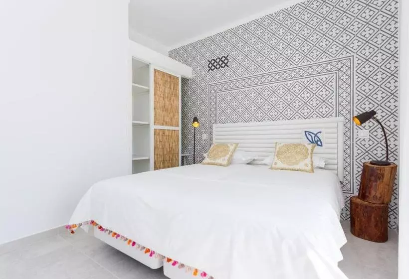 Pensão Guesthouse Our House