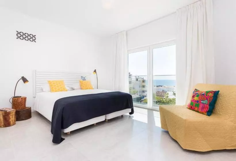 Pensão Guesthouse Our House