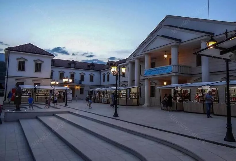 پانسیون Guesthouse Ušće