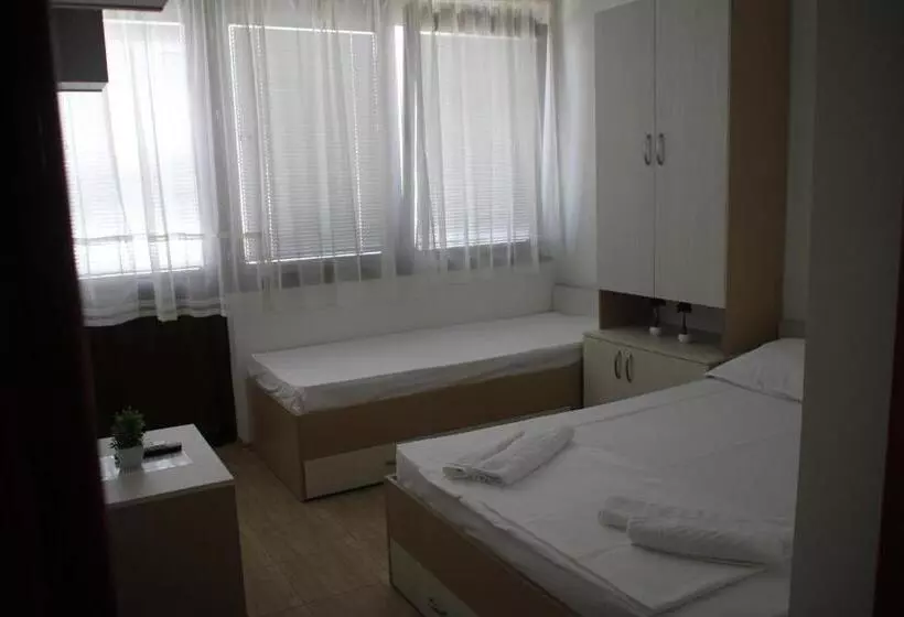 پانسیون Guesthouse Ušće