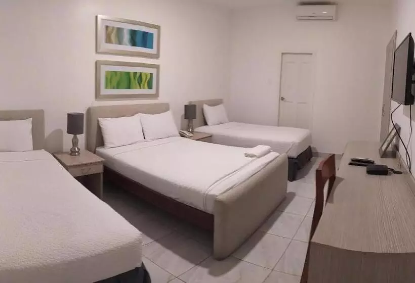 پانسیون Manakin Hostal & Resto