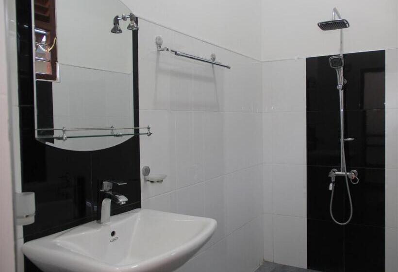 ペンション Kushan Guest